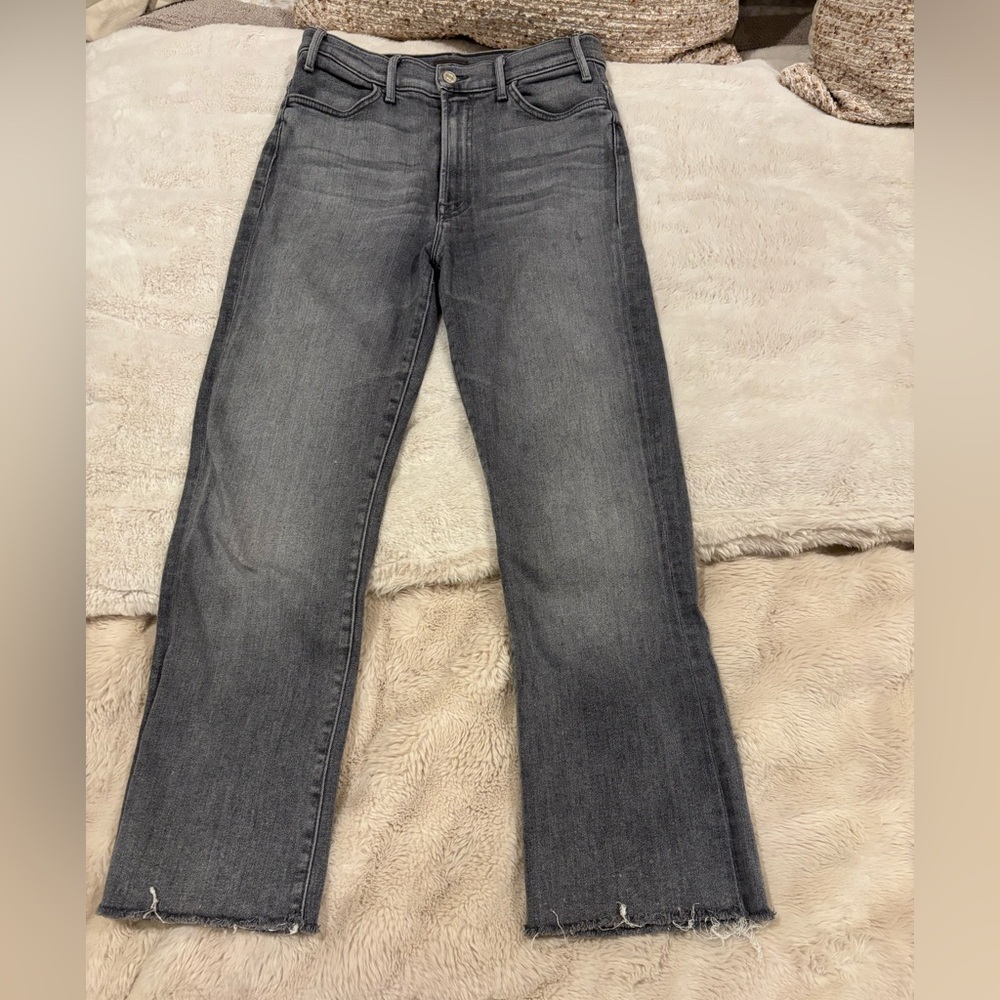 MOTHER The Hustler Ankle Fray Jeans in Gray